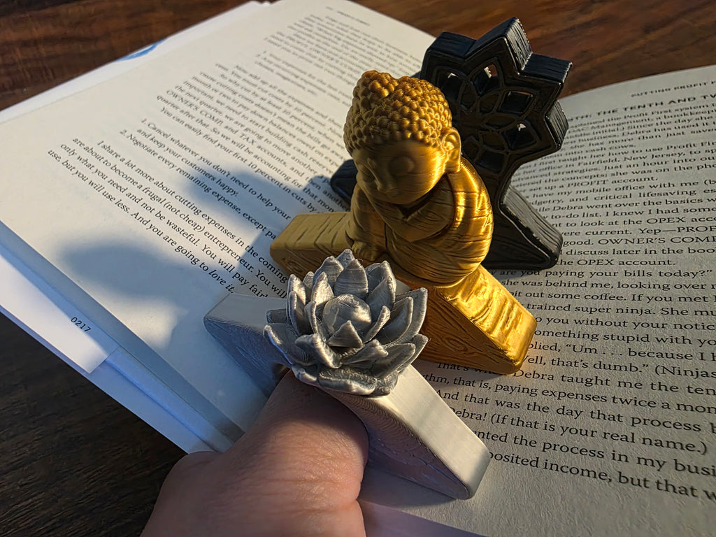 One-Handed Page Holder - Ergonomic 3D Printed Thumb Book Holder