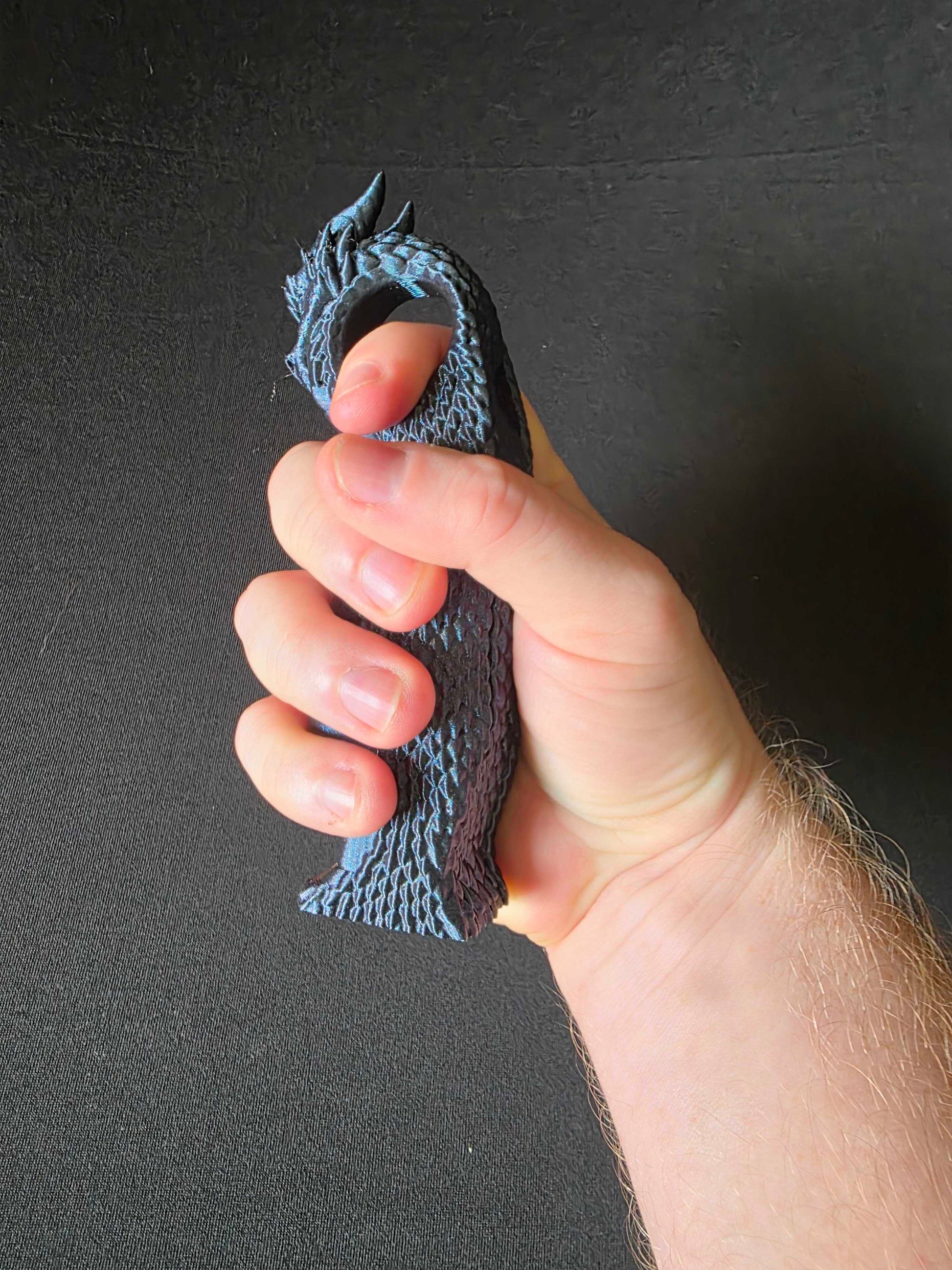 3D Printed Dragon Dagger – Folding Fantasy Karambit Fidget