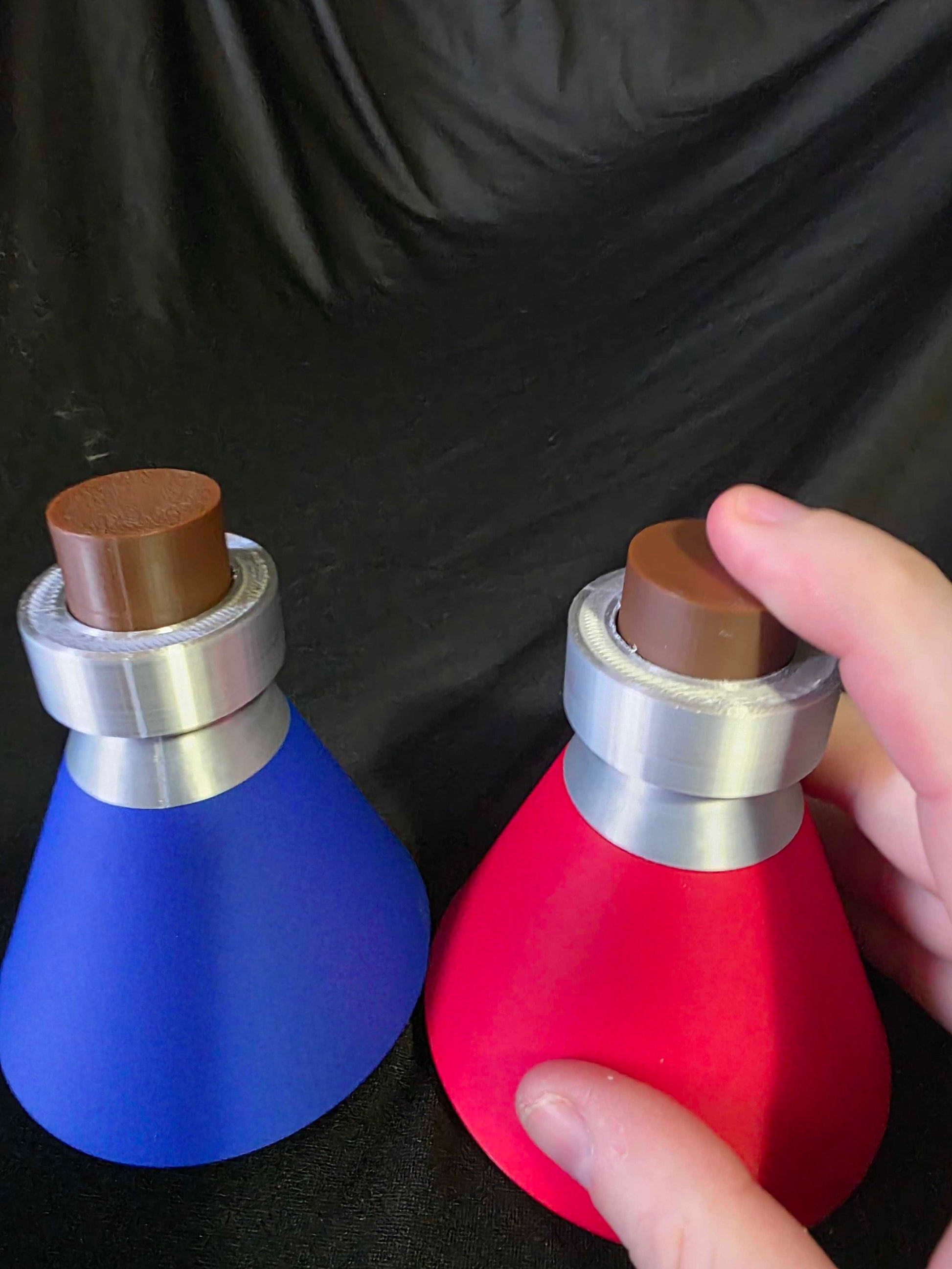 3D Printed Health & Mana Potion Bottle Clickers – Fidget Storage Set