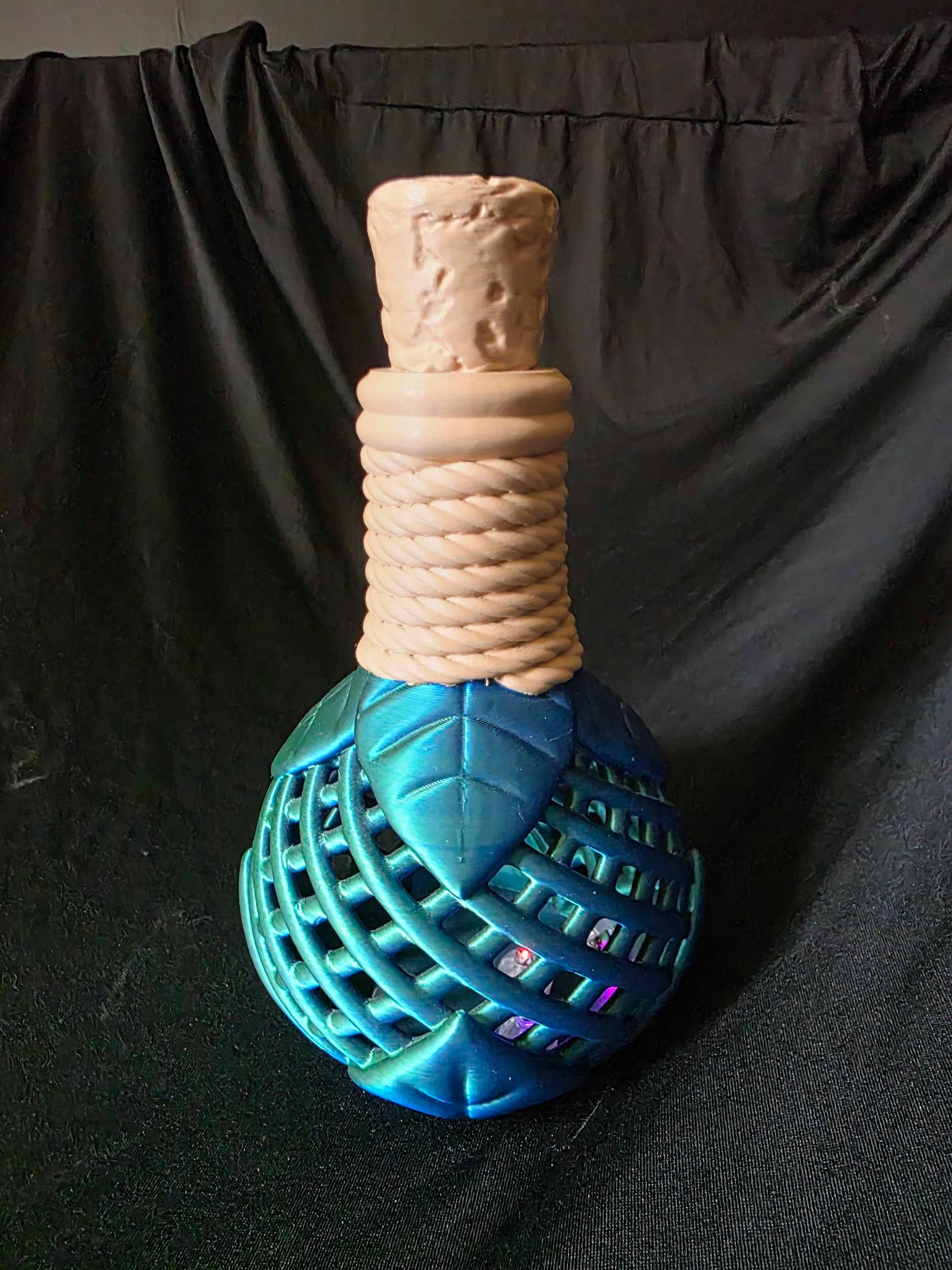 3D Printed Lighted Potion Flask – Fantasy Bottle with Fairy Lights
