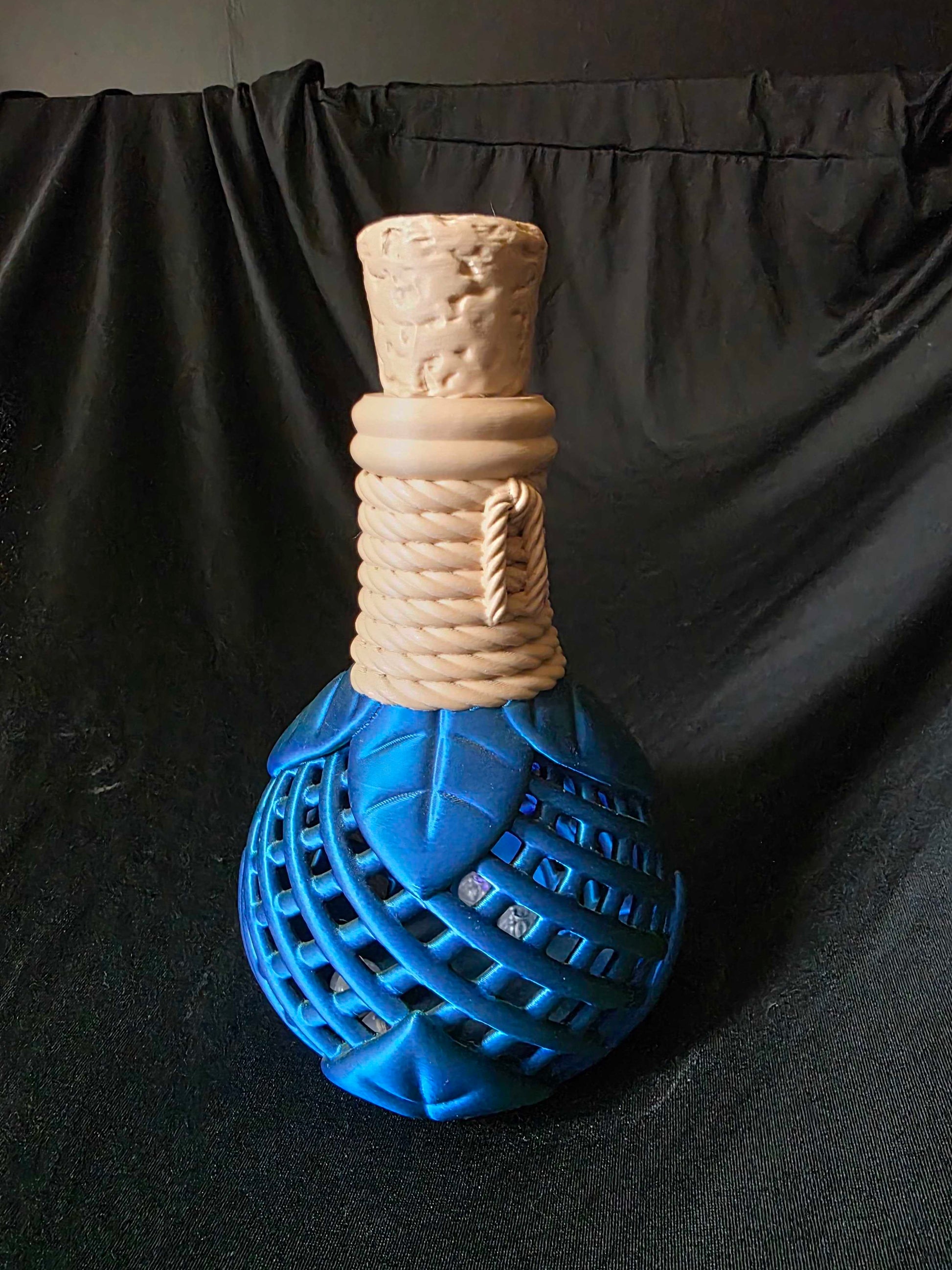 3D Printed Lighted Potion Flask – Fantasy Bottle with Fairy Lights