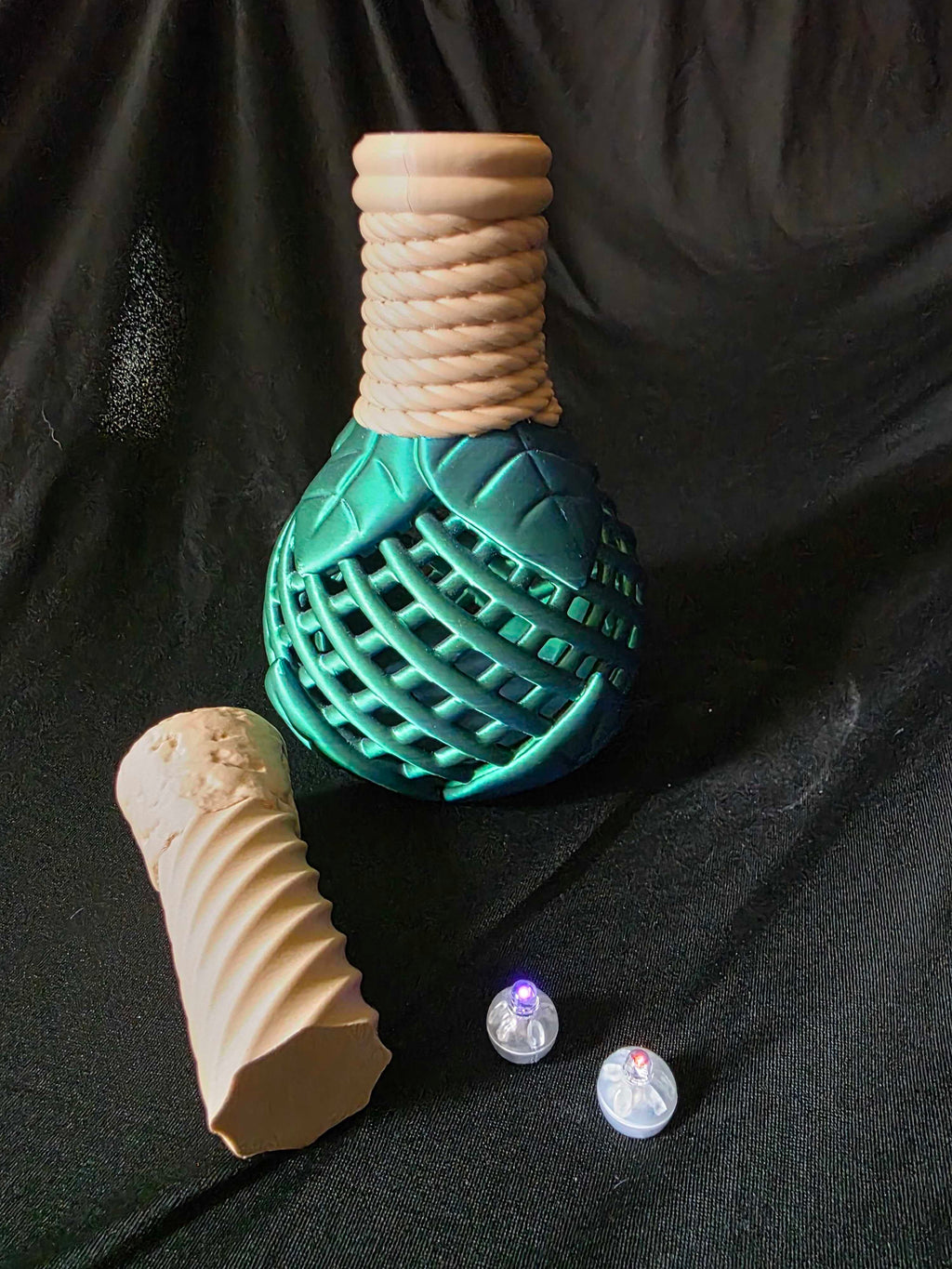 3D Printed Lighted Potion Flask – Fantasy Bottle with Fairy Lights
