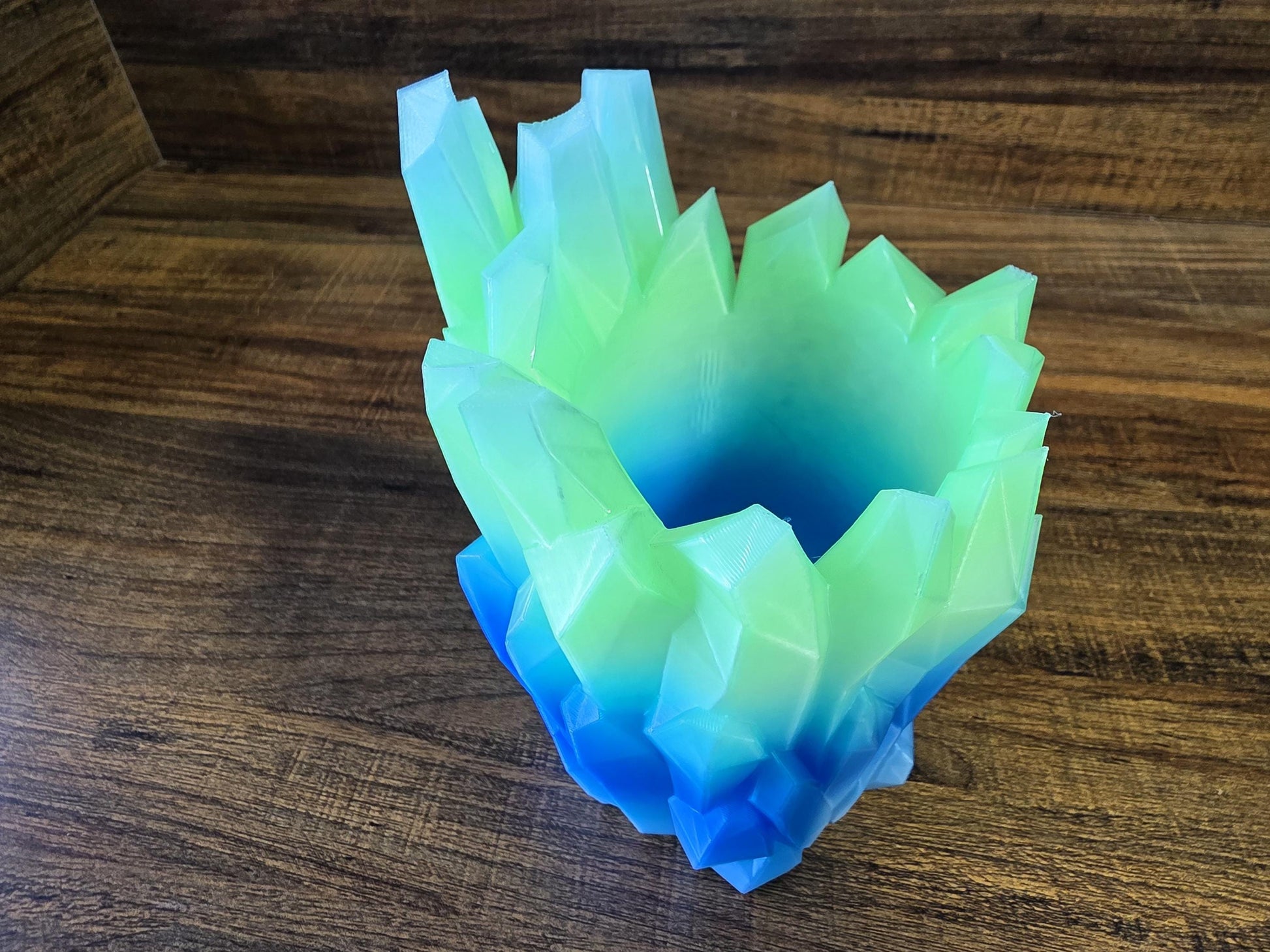 Crystal Can Dice Tower - 3D Printed TTRPG Dice Roller & Drink Holder