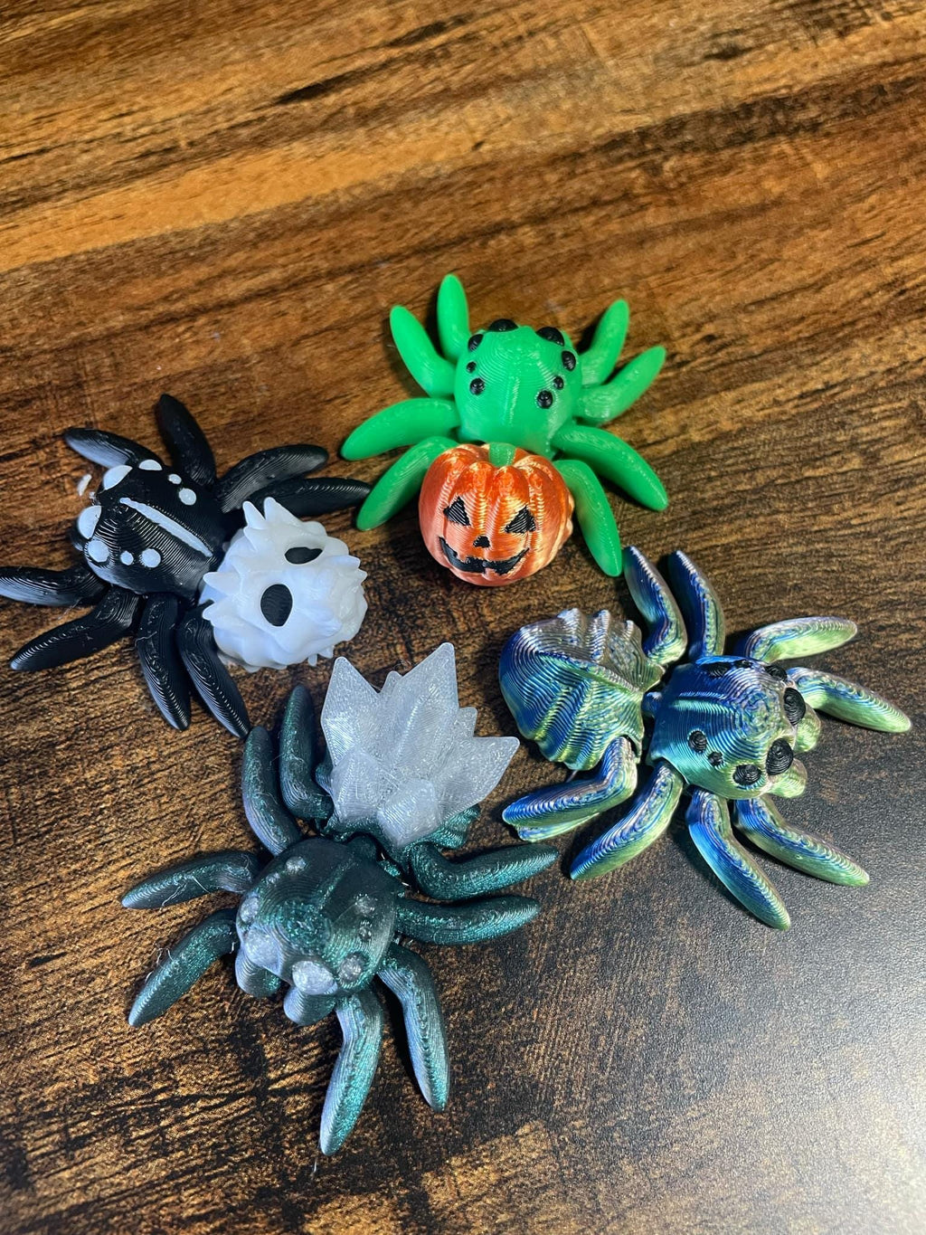 3D Printed Articulated Jumping Spiders - Cute Décor & Unique Gifts