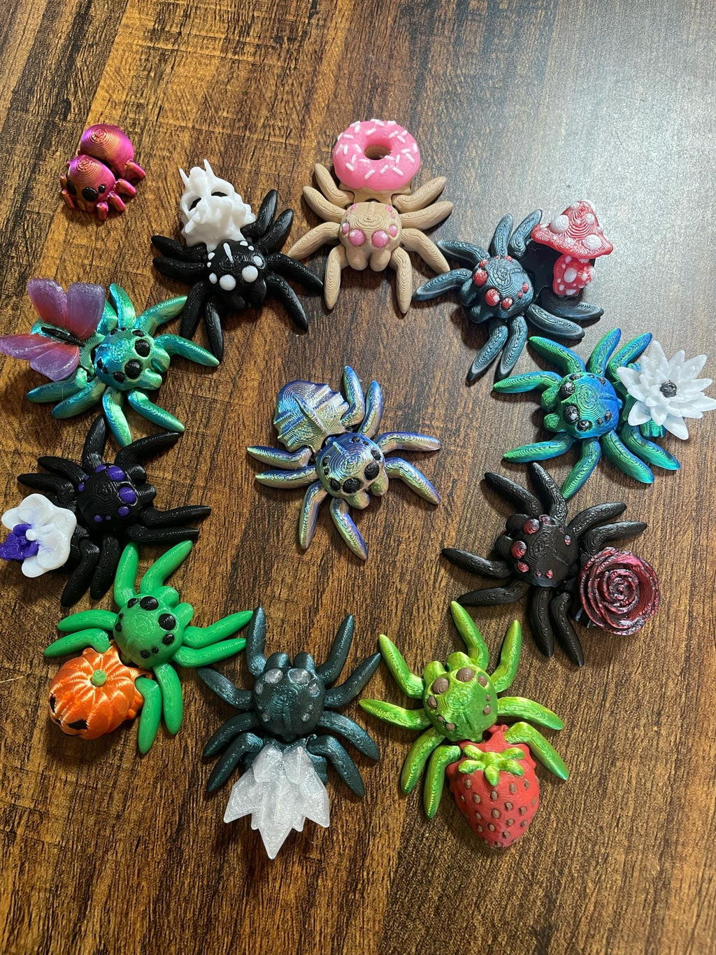 3D Printed Articulated Jumping Spiders - Cute Décor & Unique Gifts